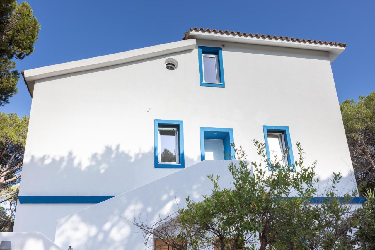 Villa B. Calaliberotto Cala Liberotto Exteriör bild
