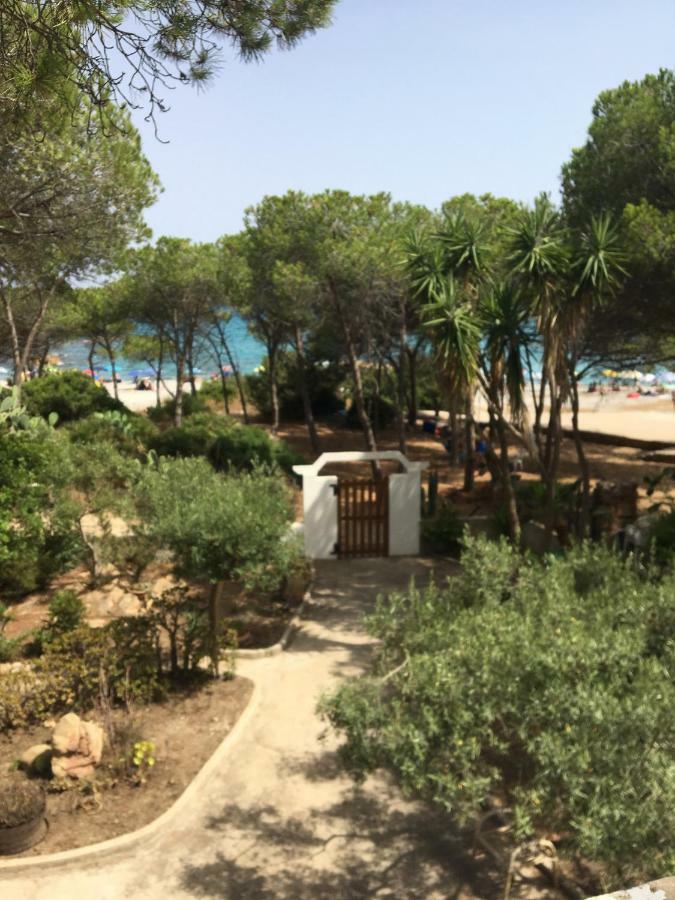 Villa B. Calaliberotto Cala Liberotto Exteriör bild